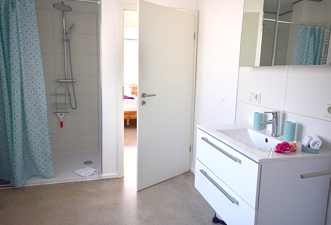 TLA Home 2 - Bathrooms
